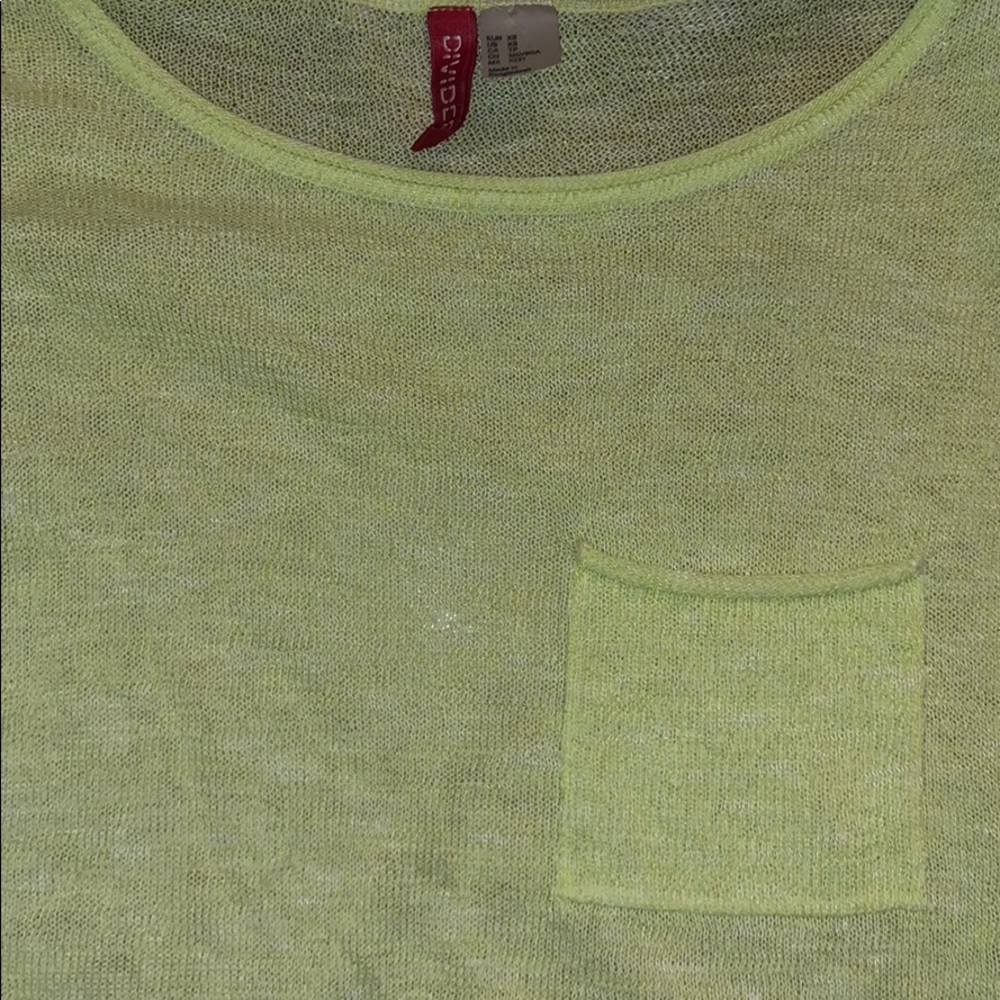 Sweater - Picture 2 of 4